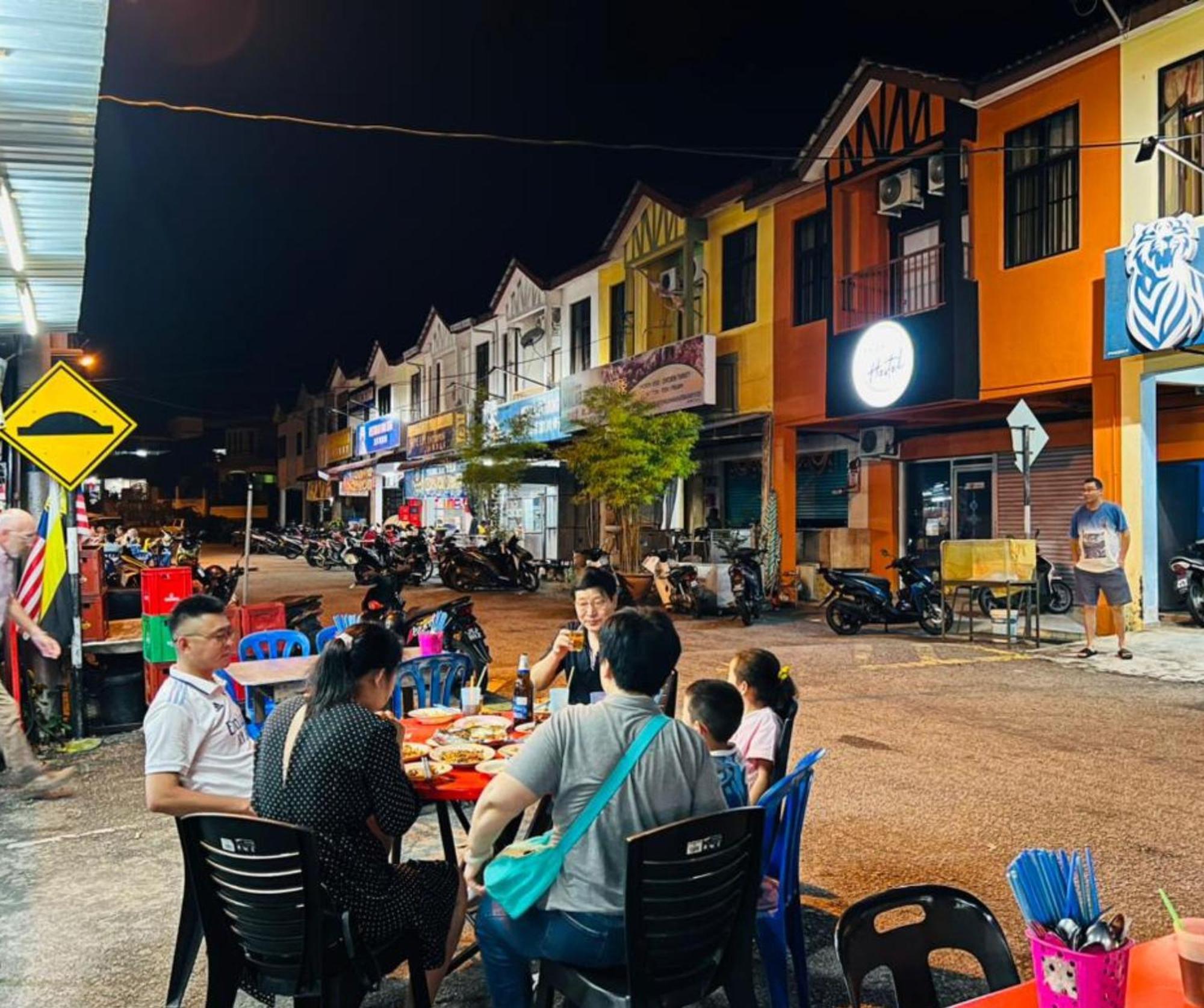 Shoplot Hostel Pangkor Kampong Pasir Bogak Exterior foto